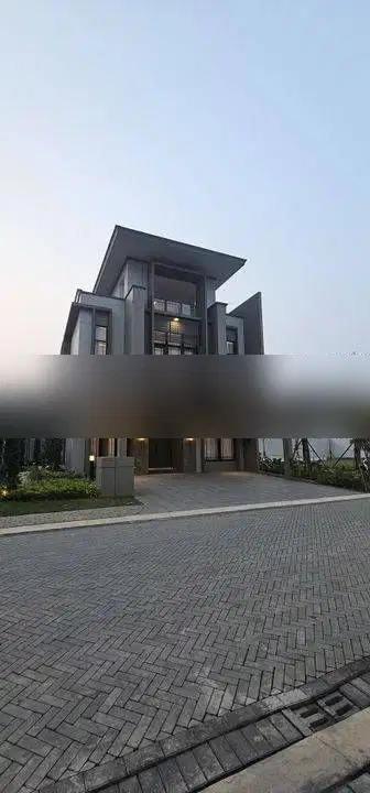 Rumah Modern Artdeco Facade Design 2 Lantai Baru Semi Furnished