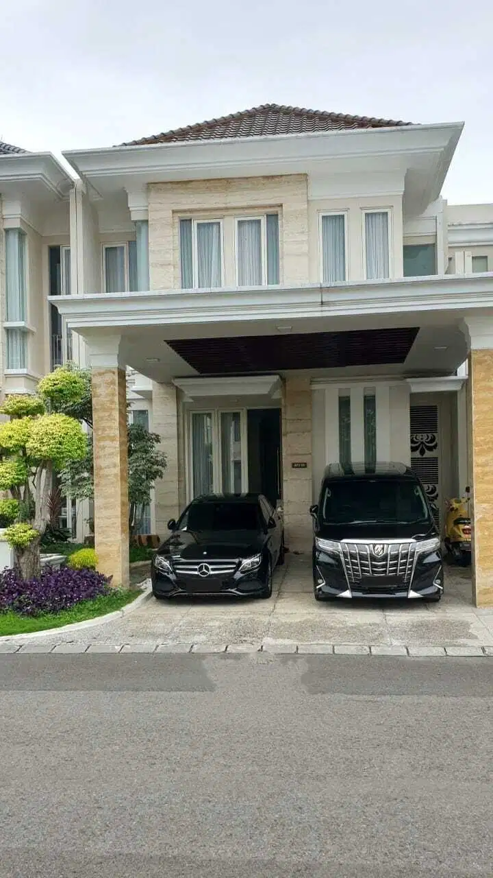 Rumah Lariz Golf Residence Pakuwon Indah Ciamik Bagus