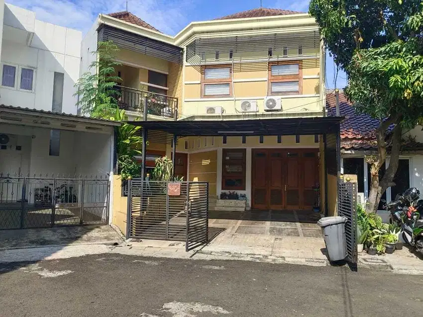 Rumah 2 Lantai Di Perumahan Raffles Hills Cibubur Dijual Cepat