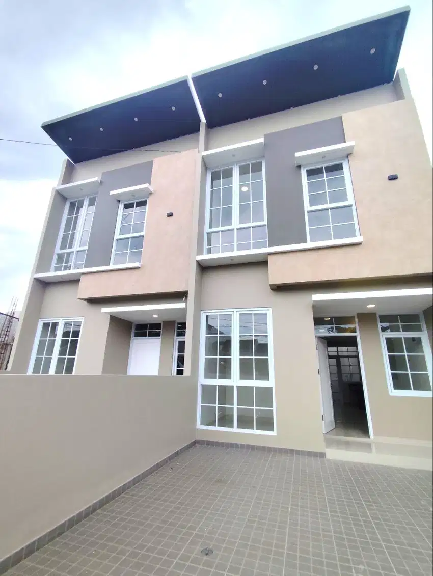 Rumah Bagus Modern Minimalis 2 Lantai Cisaranten Arcamanik Bandung SHM