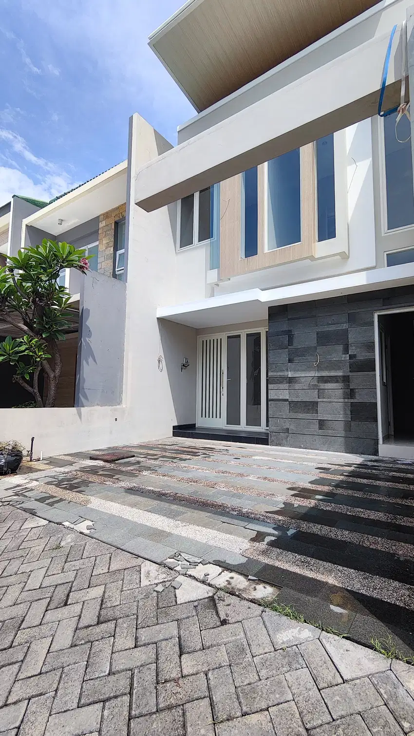 Rumah Surabaya Timur Dekat ITS Sukolio Dian Regency