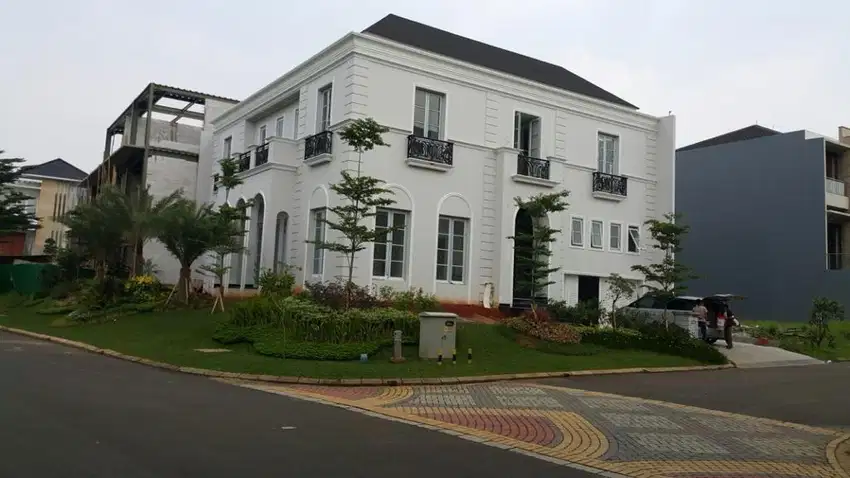Rumah Modern The Tiara Pondok Hijau Golf Lantai Marmer Import SHM