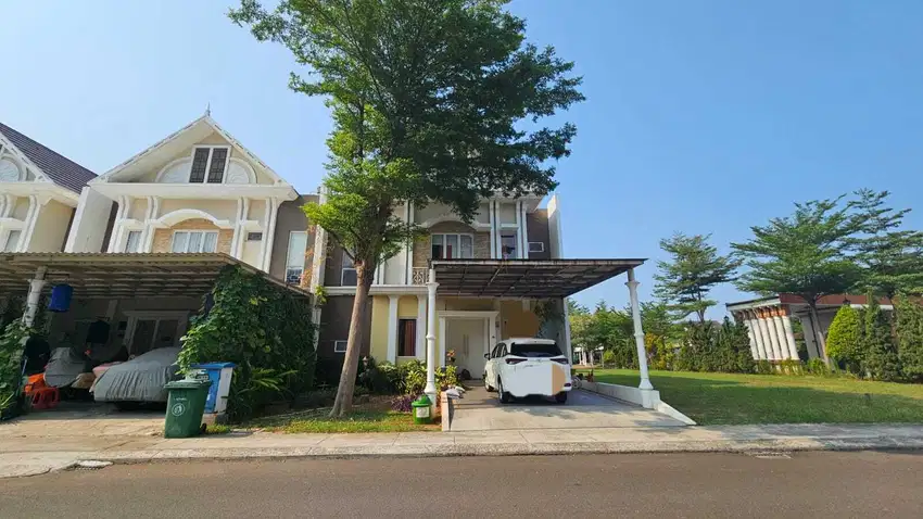 Dijual Rumah 2 Lantai di Cluster North Thames JGC, Jakarta Timur.