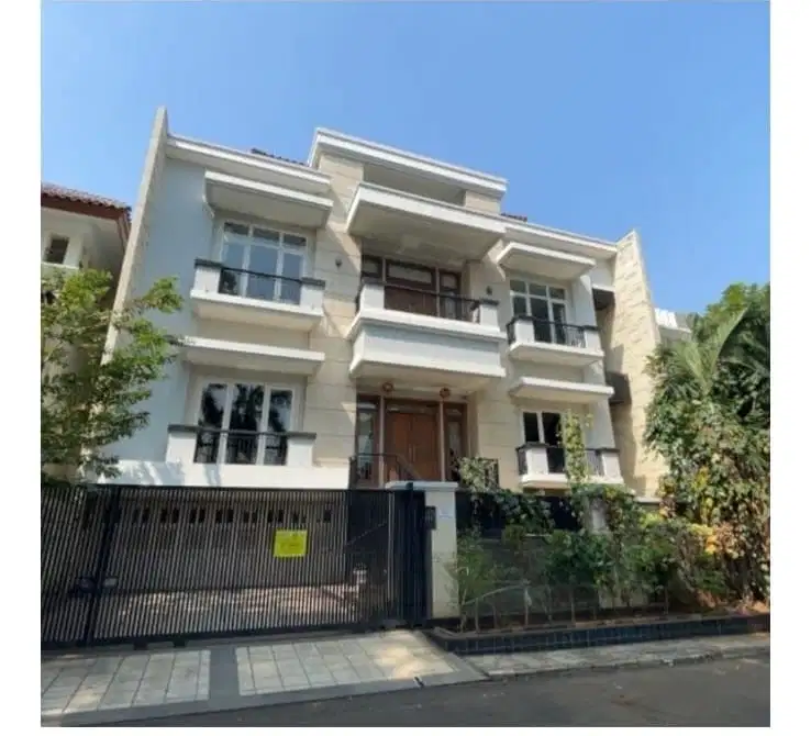Jual Rumah Mewah di Puri Nusa Dua Jaya Ancol.