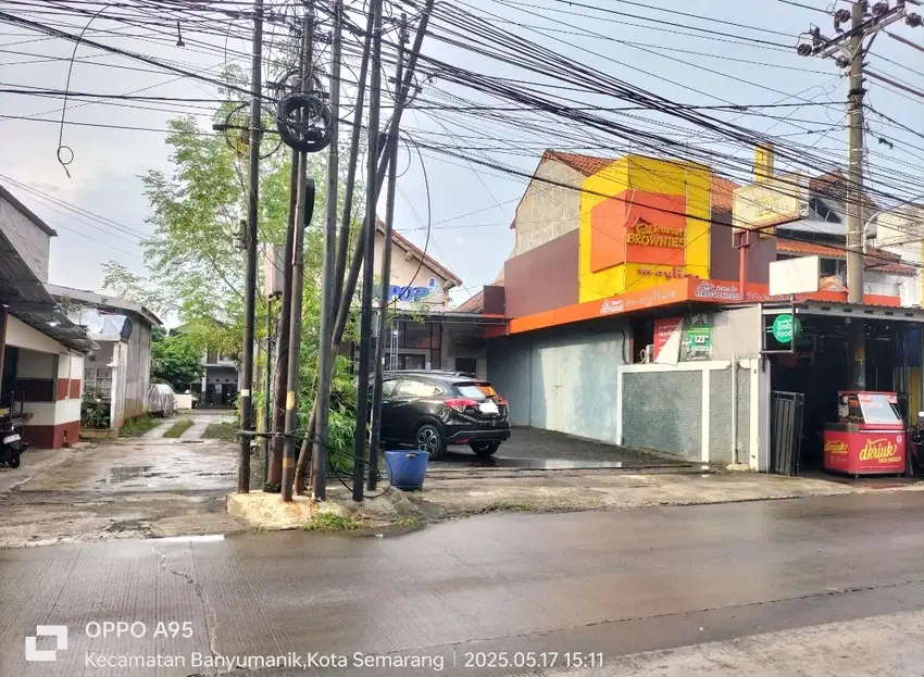 Tanah plus bangunan di jl. Durian Raya Srondol Wetan Banyumanik Semara