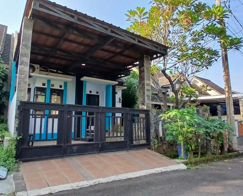 1 Unit Rumah Exclusive Siap Huni Lokasi Jl Tole Iskandar Kota Depok