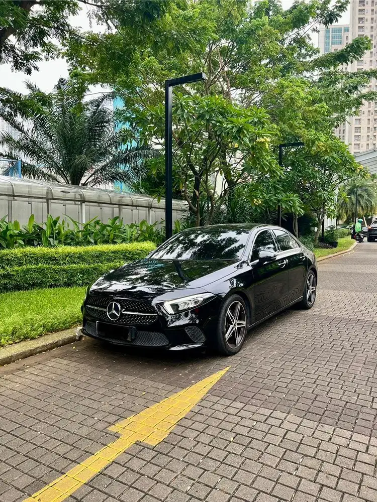 Mercedes benz A200 sedan 2020