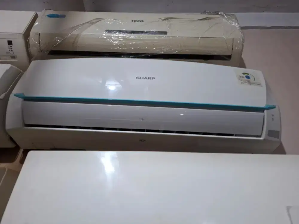AC sharp 1/2pk R32 garansi 6 bulan