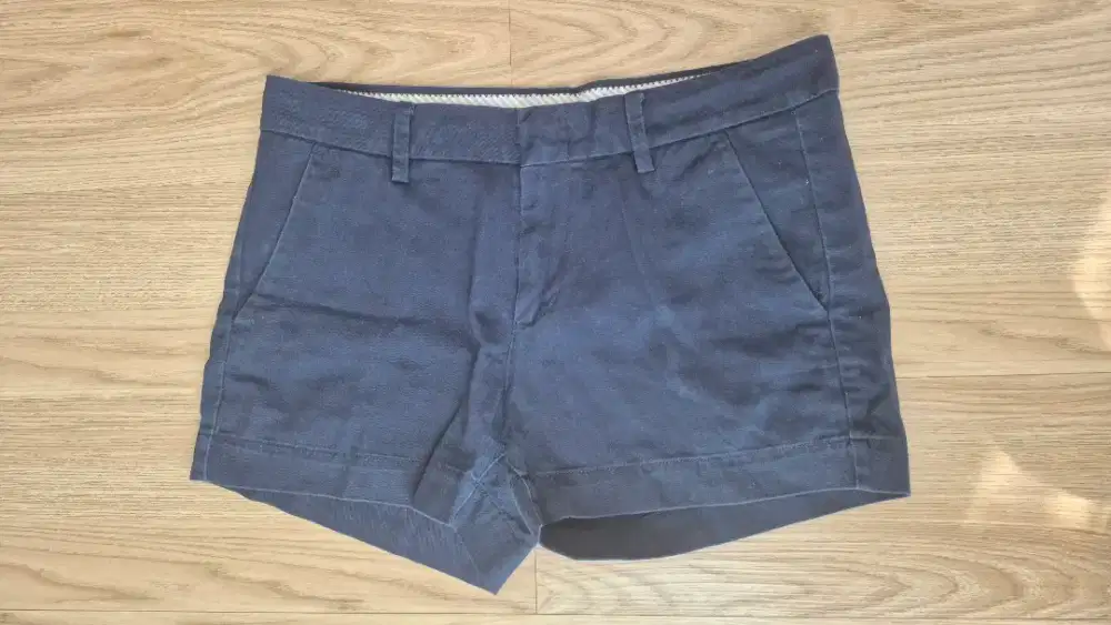 Celana Pendek Uniqlo/ Short