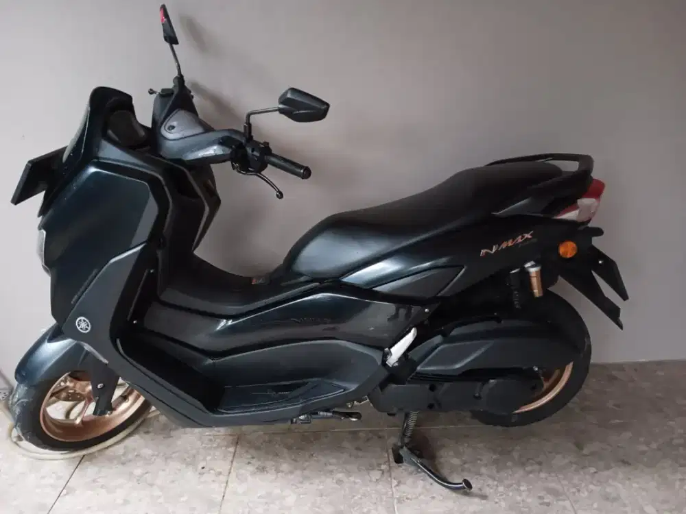 N Max hitam mulus 2023 desember