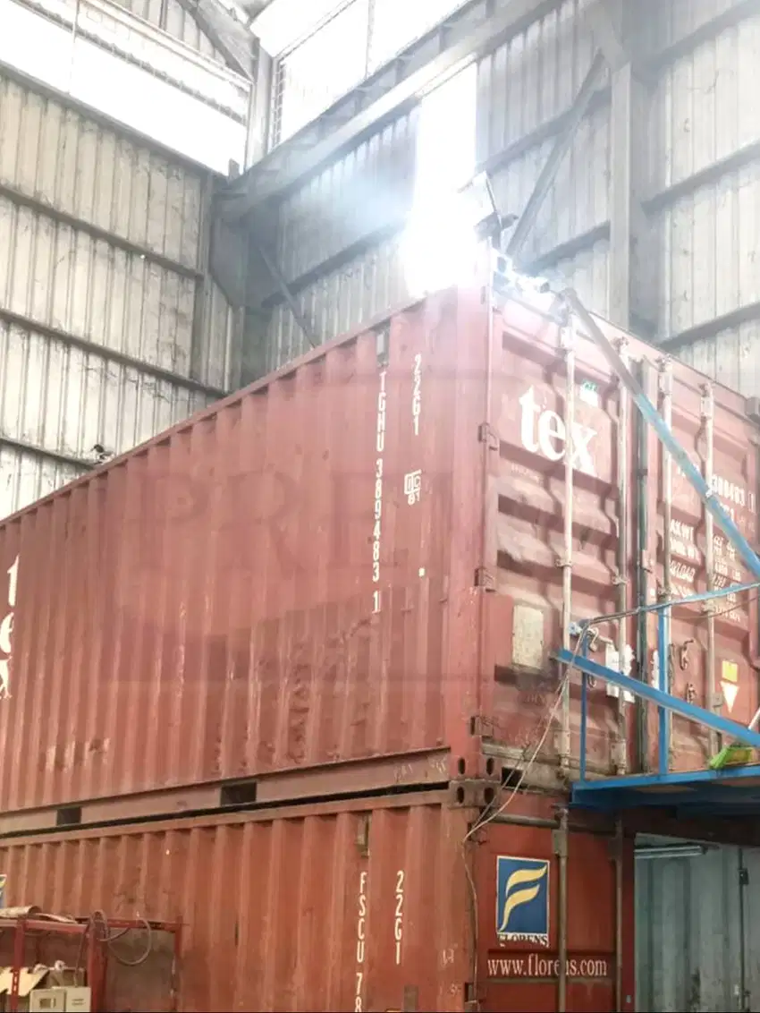 Container 20 Feet