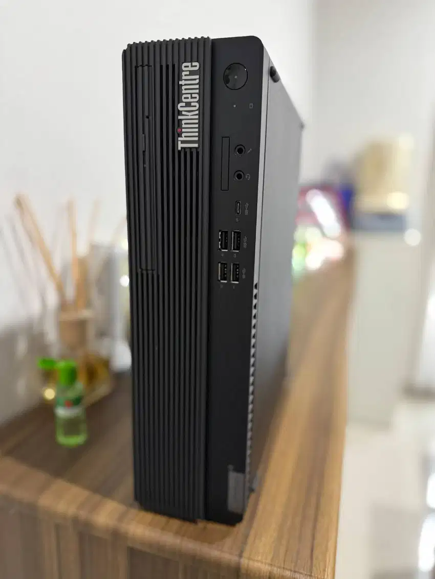 ThinkCentre M90s (Proc i5-10500 | Ram 16GB | HDD 500GB )- Ex Demo Unit
