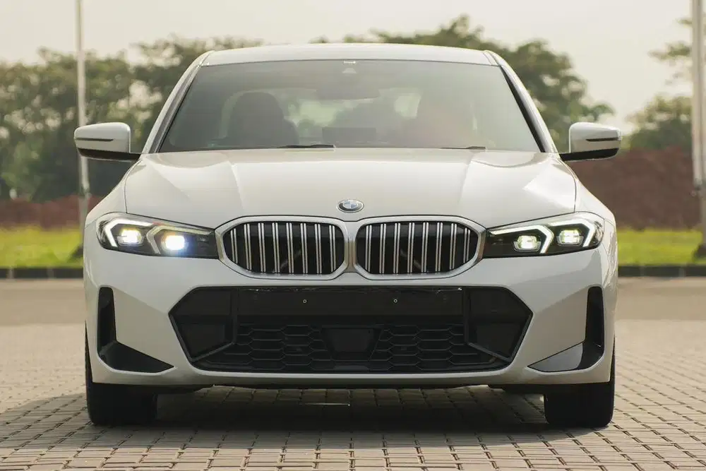 Full Warranty! BMW 320i MSport LCI Facelift 2023 white c200 c300 520i