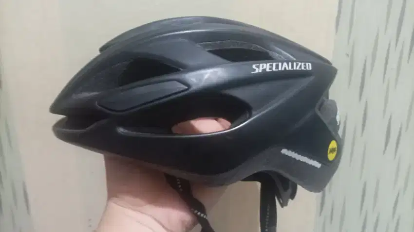 Helm sepeda original specialized chamonix MIPS size S/M asia