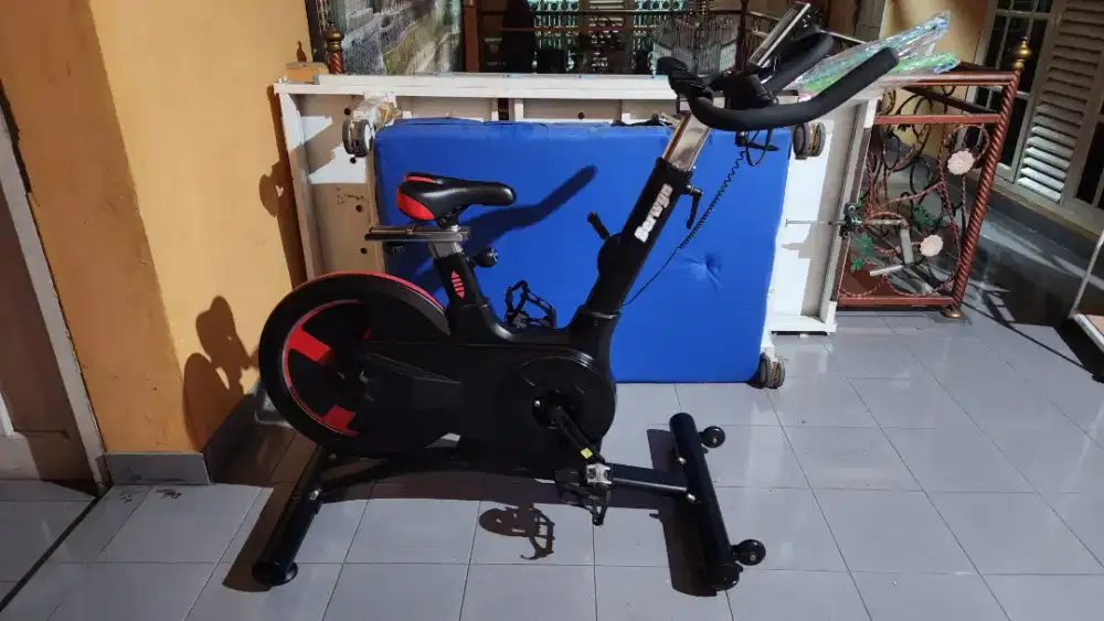 Sepeda Statis Berwyn – Elliptical Flywheel 20kg!
