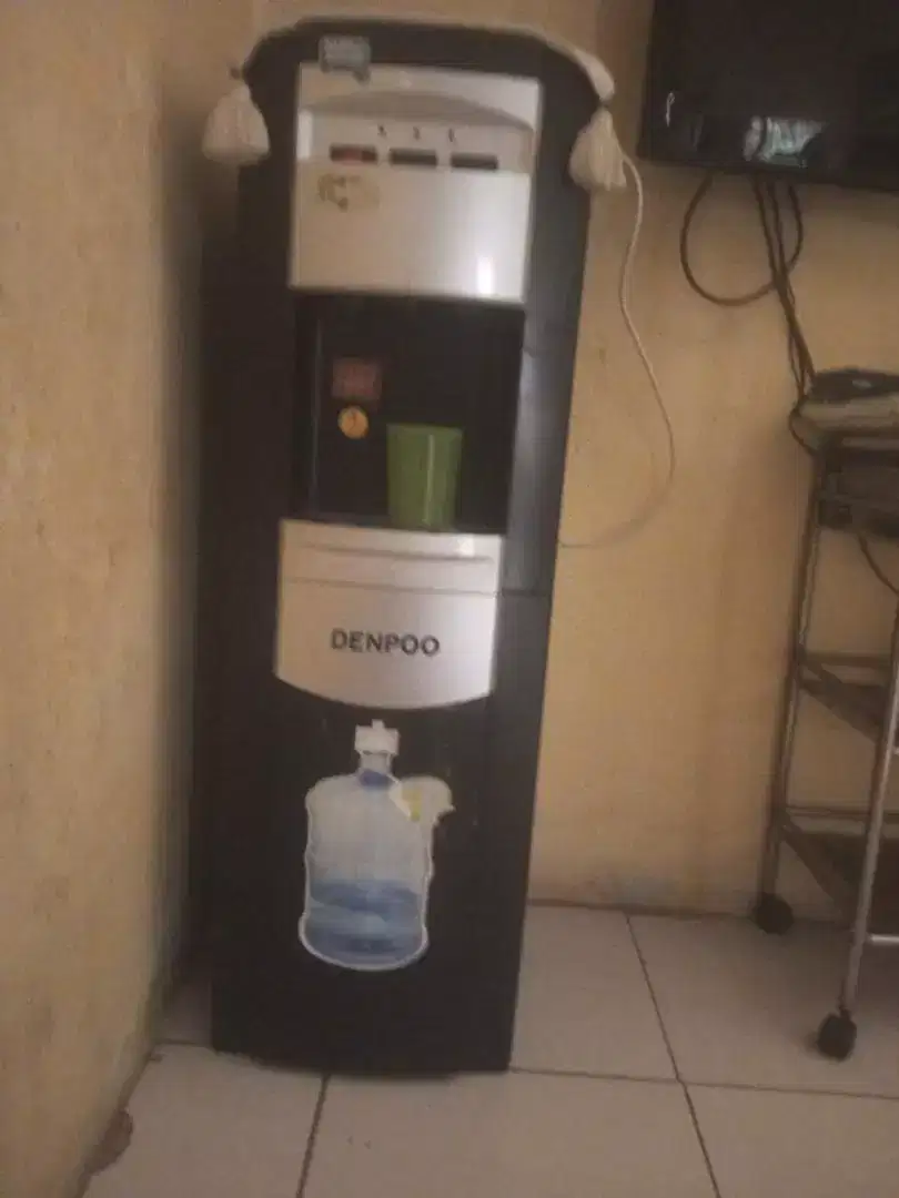 Di jual dispenser bisa nego sampai jadi