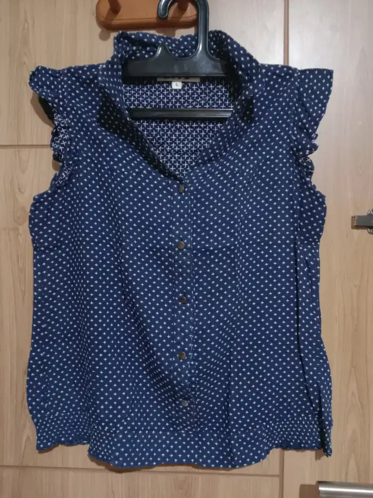 Kemeja tanpa lengan Navy