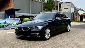 CASH BMW 320i Luxury 2015 Full Record Dealer