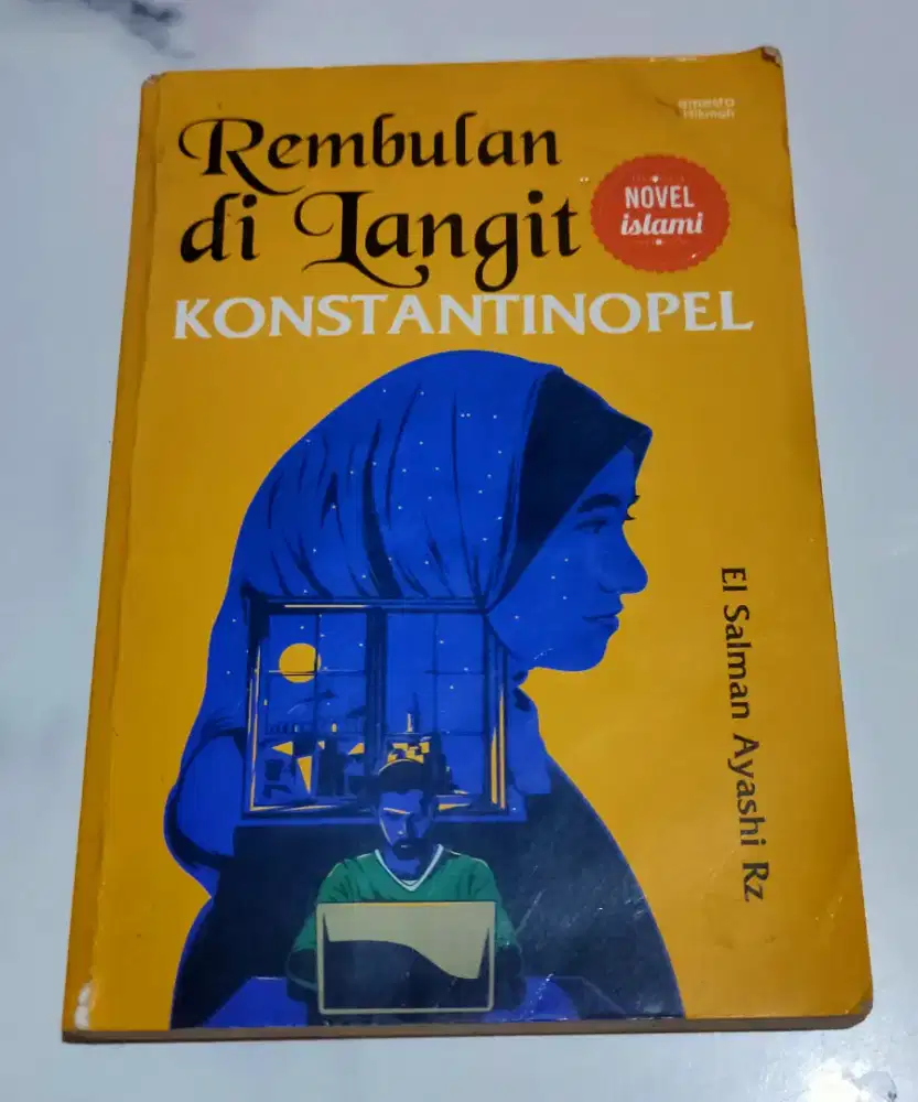 Buku Rembulan di Langit Konstantinopel