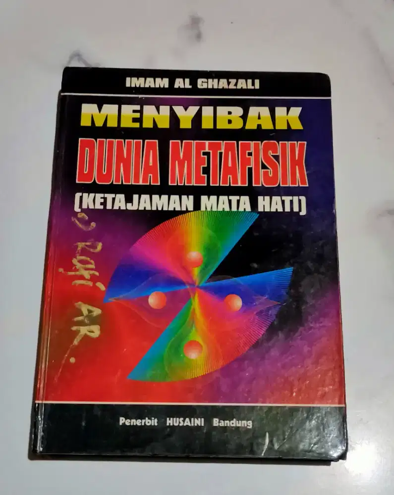 Buku Menyibak Dunia Metafisik