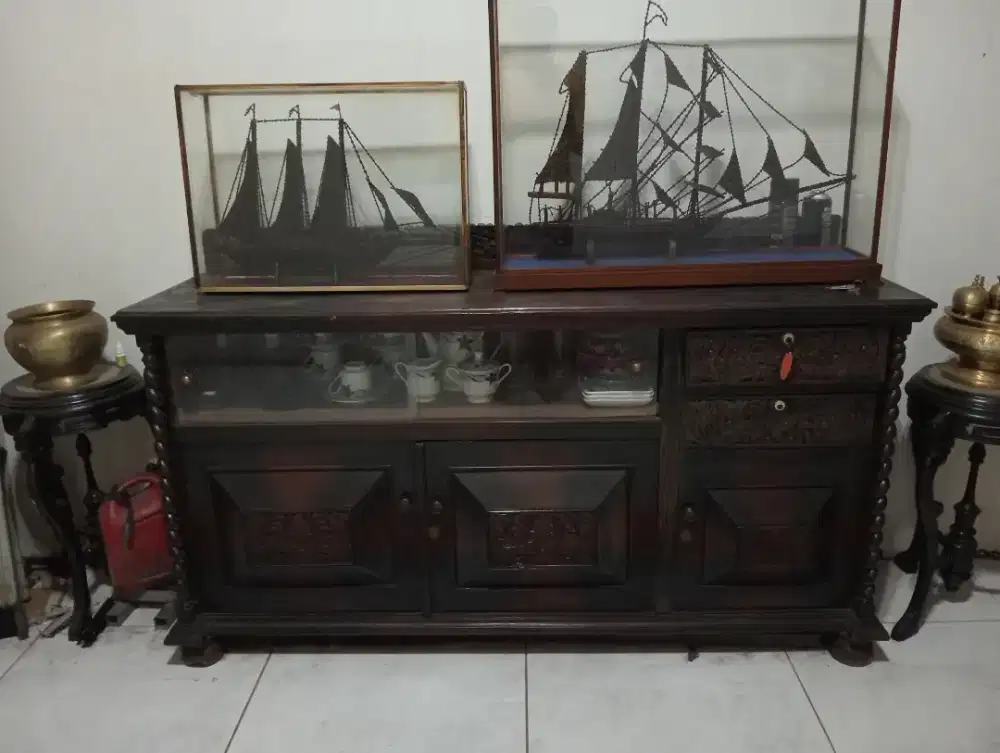 Bufet jati ukiran (kuno langka)