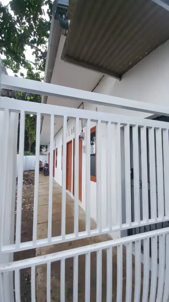 Kosan/kontrakan mamah kevin