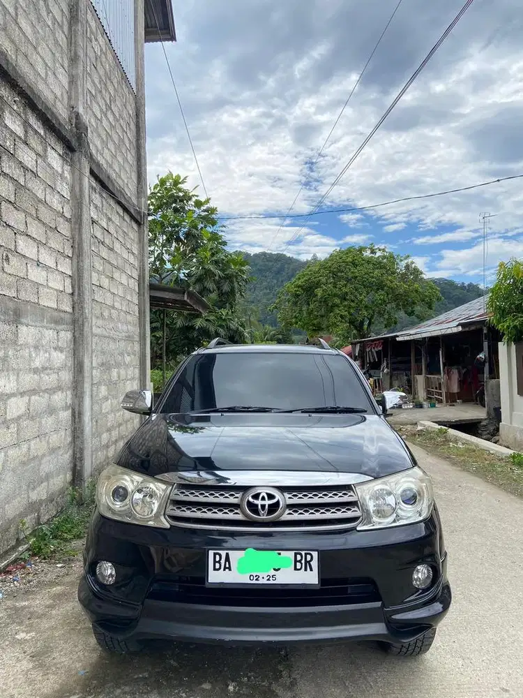 Jual fortuner 2009