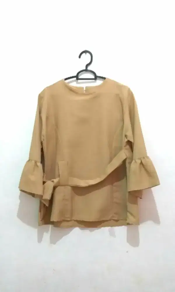 Atasan Blouse Mocca
