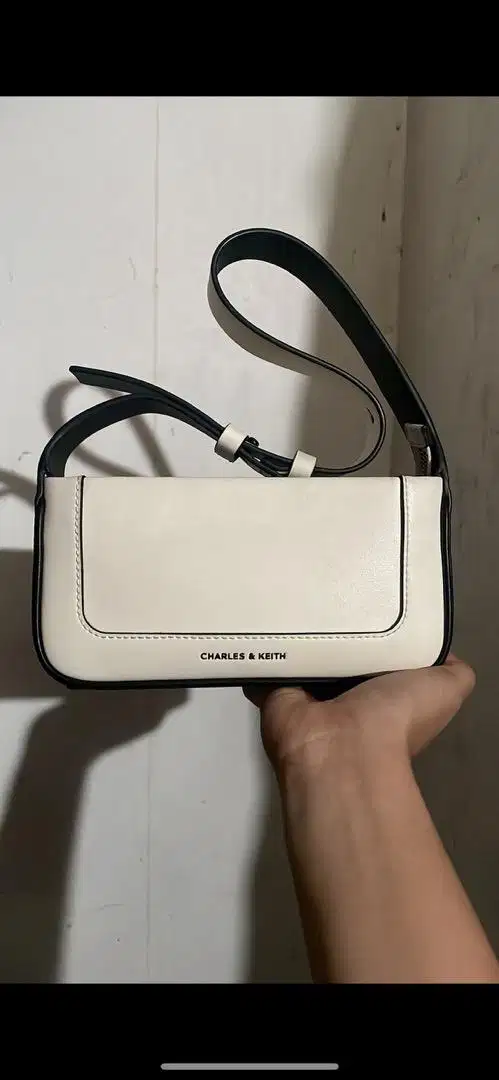 tas charles and keith