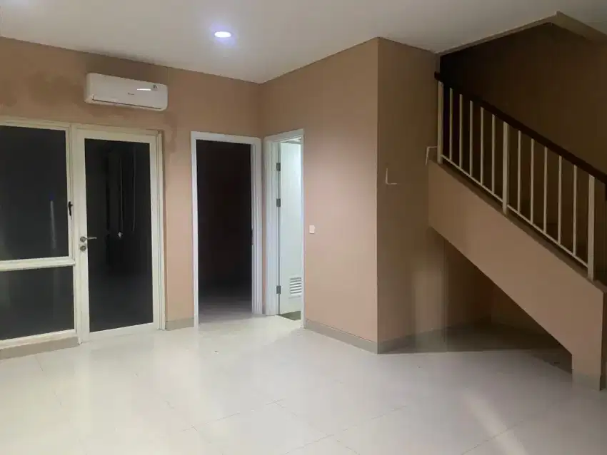 Harga Hot | Rumah 2 Lt dlm Cluster di The Savia , BSD, akses strategis