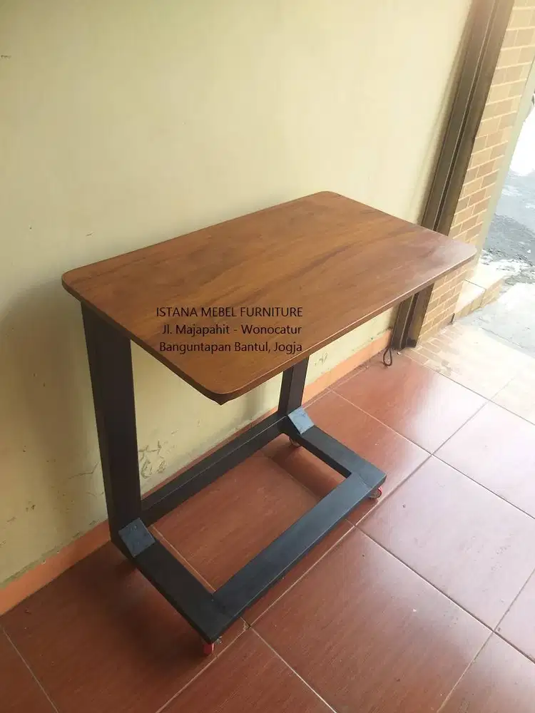 Meja Tulis Laptop Belajar Makan Rumah Sakit Kayu Portable Kaki Roda #S