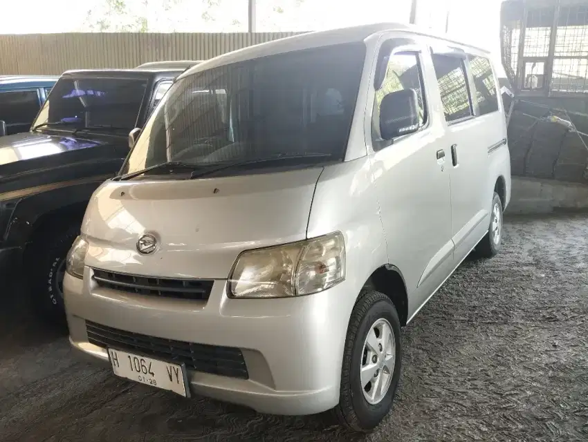 Daihatsu Granmax D 1.3 AC M/T 2018 Silver