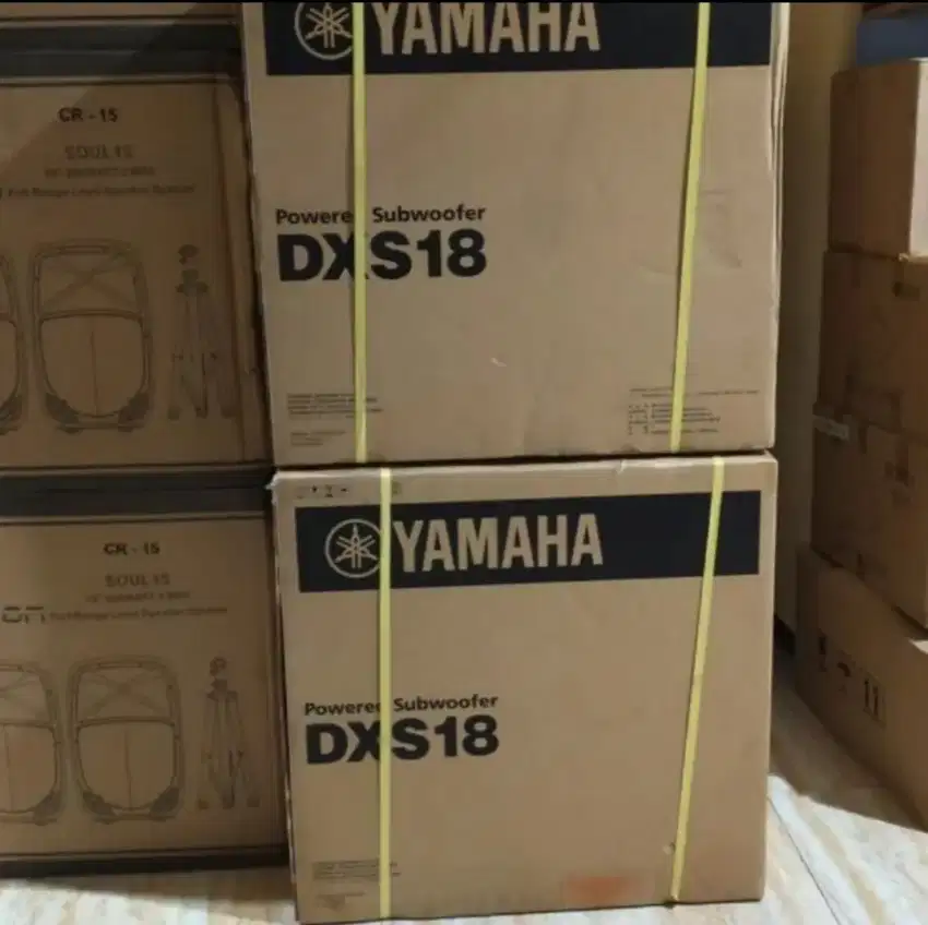 Subwoofer aktif yamaha dxs18mkii 18 inch sepasang original resmi