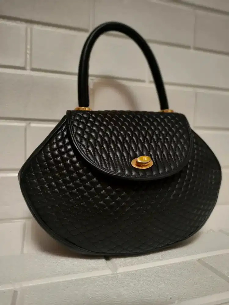 BALLY Quilted Handbag Leather Black