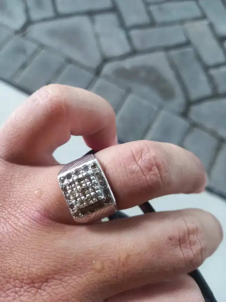 Berlian eropa tabur cincin pria uk 20