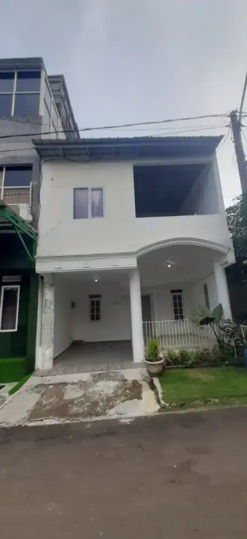 RUMAH DI SENTUL CITY BOGOR