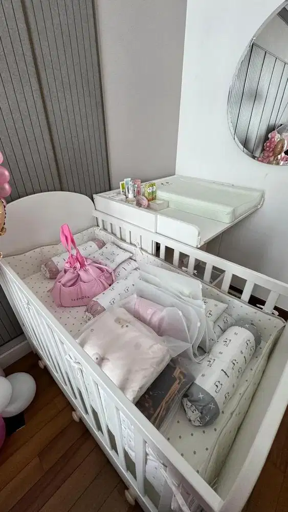 DIJUAL IKEA, CRIB, KERANJANG BAYI & GANTI POPOK