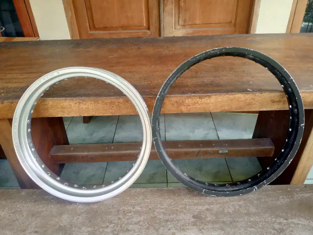 Velg pelek versys vx 250 ori copotan