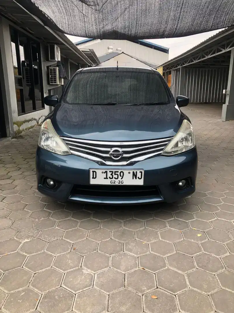 grand livina 1.5 automatic bensin