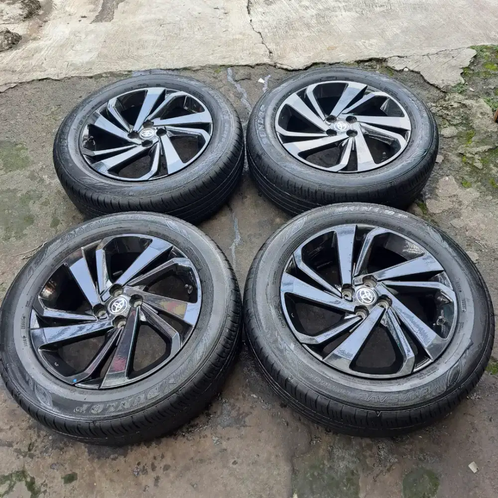 Velg dan ban r17 raize cocok buat rocky