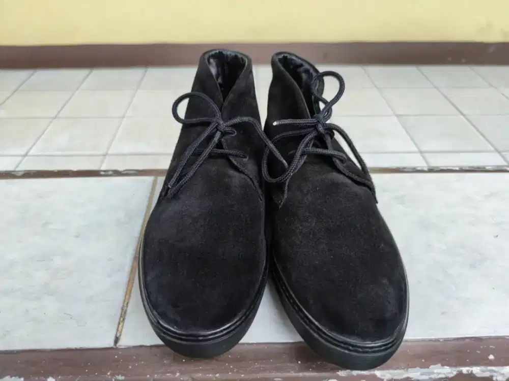 Sepatu TOD'S HI Black Suede size 6,5