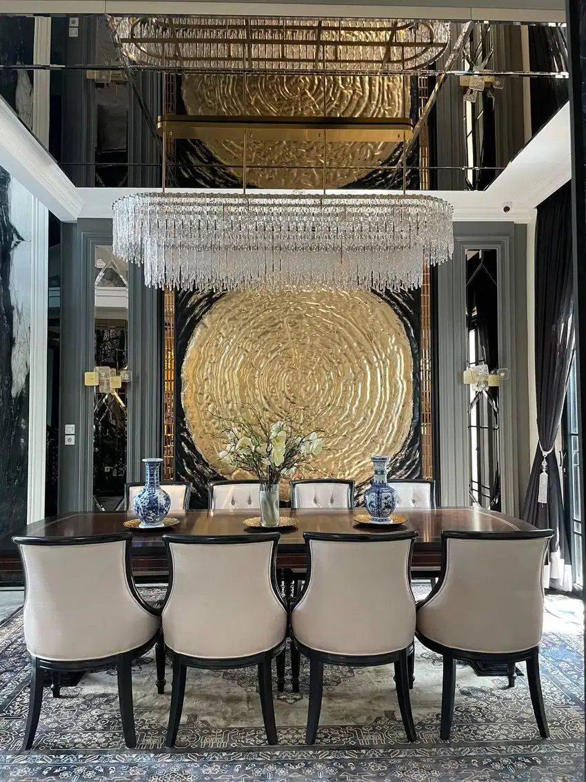 RUMAH MEWAH DENGAN CAFE PRIBADI, ROOFTOP,POOL DAN LIFT DI CIBUBUR