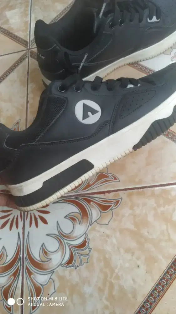 sepatu ori airwalk kaya baru