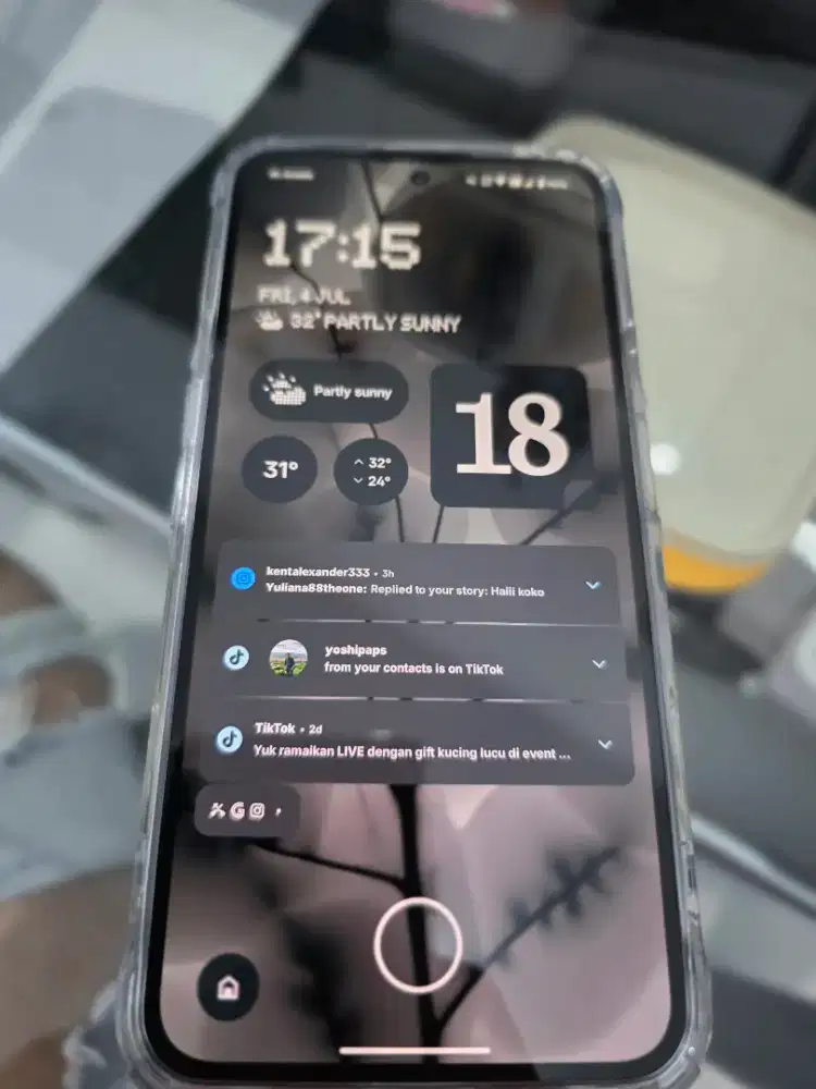 Nothing phone 2 gray