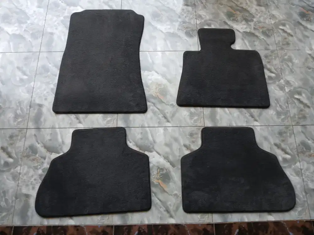 Karpet original bludru bmw X7 2019 up