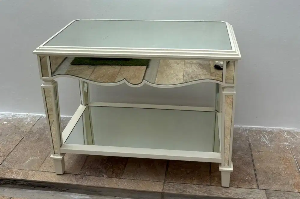 Modern Nakas, good estetika