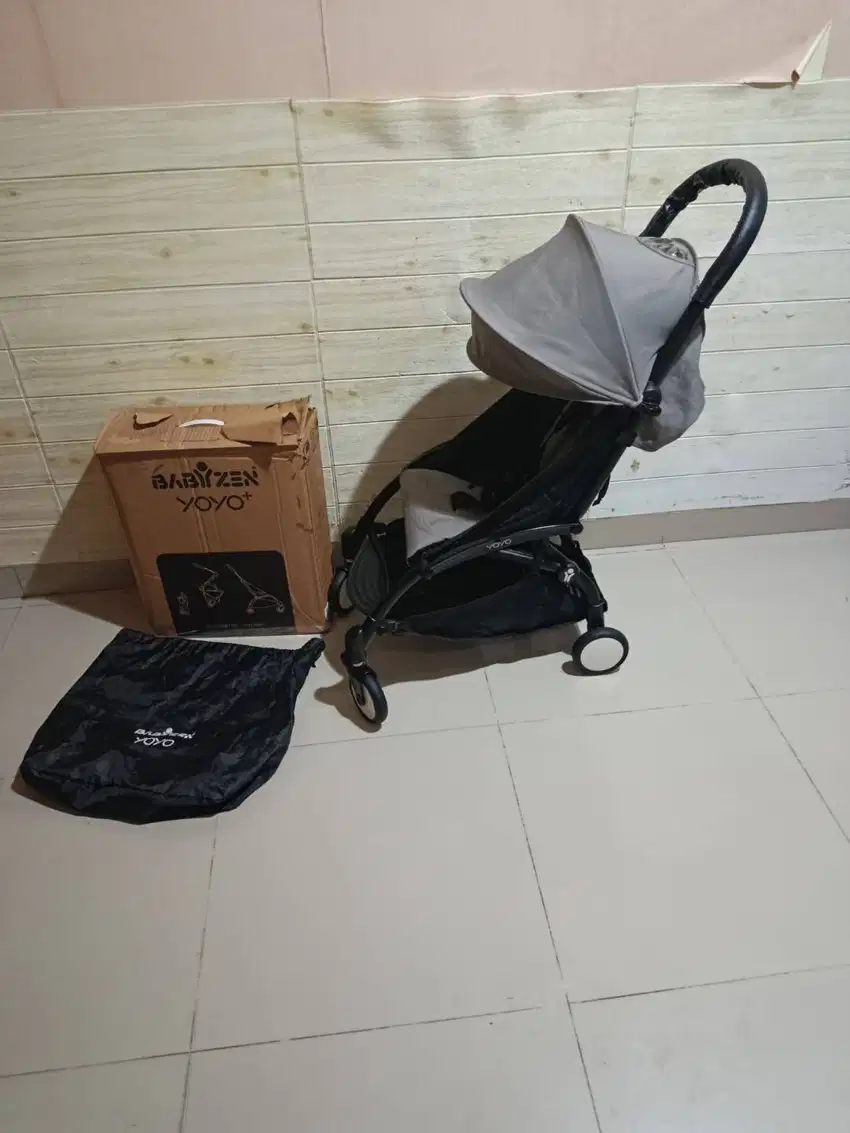 STROLLER BABYZEN YOYO LIKE NEWFULLSET CABIN SIZE