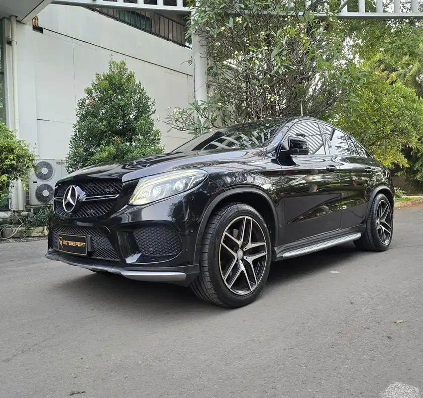 (TDP: 0) Mercedes Benz GLE450 Coupe 2015 low km mercy gle 450
