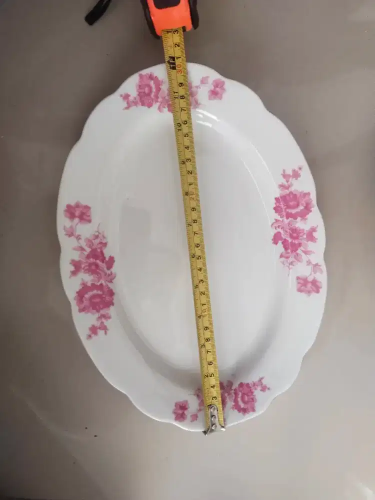 Piring oval lodor keramik vintage