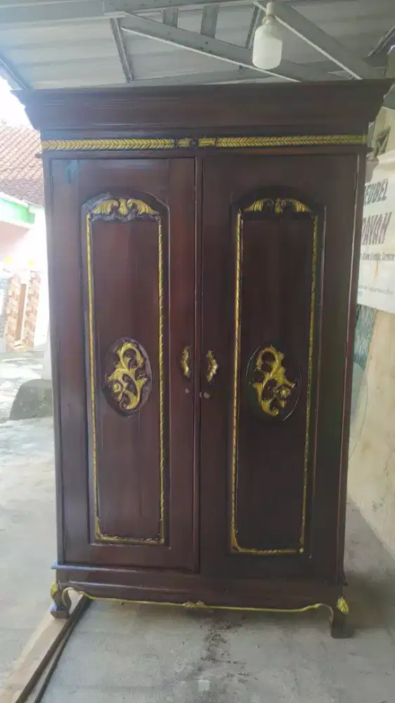 Lemari pakaian 2 pintu kayu jati asli